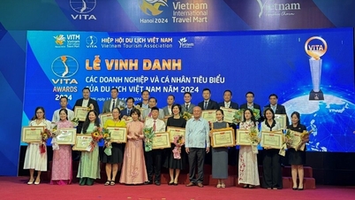 Vinpearl được vinh danh với 13 giải thưởng du lịch Vietnam Travel Awards