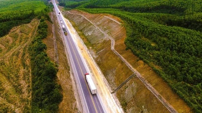 Mở rộng nhiều điểm dừng khẩn cấp, bổ sung biển báo trên cao tốc Cam Lộ-La Sơn