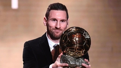 PSG bị điều tra cáo buộc dùng tiền mua giải Quả bóng vàng cho Lionel Messi