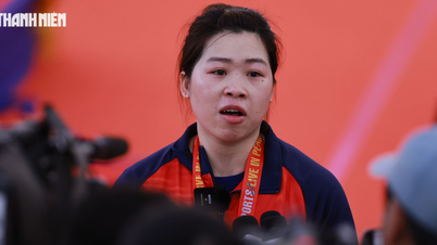 Eine Sportlerin der ethnischen Gruppe der Giay hatte Tränen in den Augen, weil Goldmedaille bei den SEA Games 32 verpasst