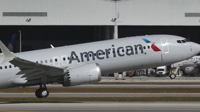 US airline uses new technology to prevent passengers from crowding onto planes