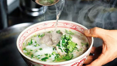 Korean newspaper names 4 pho restaurants you must try when coming to Hanoi