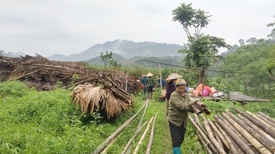 Mưa dông tại Bắc Kạn, hơn 300 ngôi nhà bị tốc mái, chợ tình Xuân Dương hư hỏng nặng