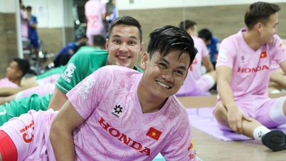 មិន​ទាន់​ក្តៅ​នៅ​កាតា​ទេ Nguyen Filip និង​ក្រុម​វៀតណាម​បាន​ទៅ​កន្លែង​ហាត់ប្រាណ​ដើម្បី​ពង្រឹង​កម្លាំង​កាយ