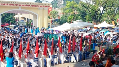 Trên 360.000 học sinh tỉnh Quảng Ninh rộn rã bước vào năm học mới