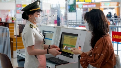 Vì sao giá vé máy bay tăng cao nhưng các hãng hàng không vẫn lỗ?
