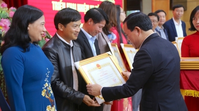 Thanh Hoá tặng Bằng khen hoạt động Báo chí