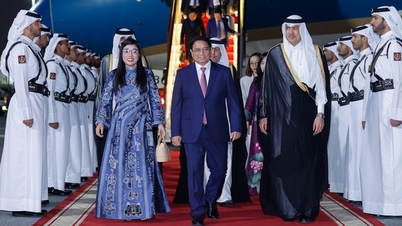 Thủ tướng Phạm Minh Chính bắt đầu thăm chính thức Qatar