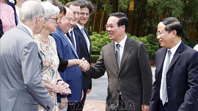 Chủ tịch nước gặp gỡ các nhà khoa học dự Hội nghị khoa học quốc tế “Các cửa sổ nhìn ra vũ trụ”