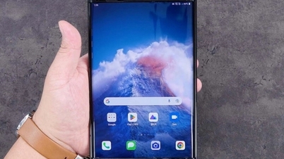 LG ហៀបនឹងត្រលប់មកទីផ្សារស្មាតហ្វូនវិញជាមួយនឹងម៉ូដែលទូរស័ព្ទ AI