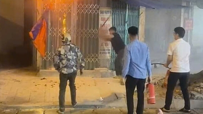 "Hero" និយាយ​អំពី​ការ​វាយ​បំបែក​ទ្វារ​និង​ពន្លត់​ភ្លើង​ក្នុង​ផ្ទះ​ដែល​កំពុង​ឆេះ​ប្រហែល 49 វិនាទី