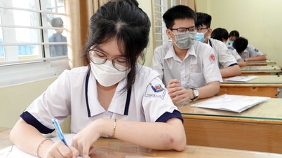 การสอบเปิดแต่ใจผู้เข้าสอบ...ไม่เปิด!