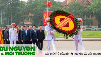 Lãnh đạo Đảng, Nhà nước và các Đại biểu Quốc hội vào Lăng viếng Chủ tịch Hồ Chí Minh