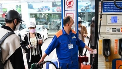 Giá xăng trong nước ngày mai có thể giảm trở lại