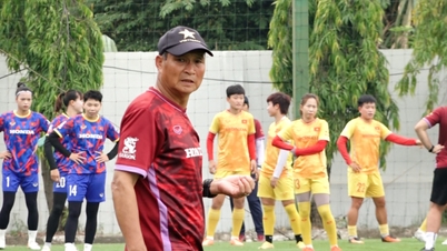 HLV Mai Đức Chung: 'Tuyển nữ sẵn sàng đá World Cup'
