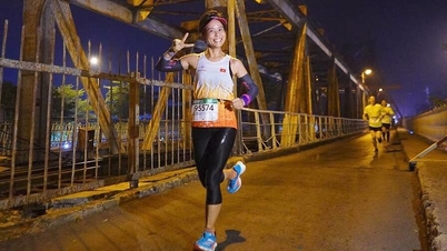 Nữ tổng đài viên chạy 100km trong 10 tiếng để gây quỹ