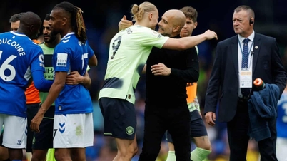 Guardiola: 'Ăn ba cùng Man City sẽ là giấc mơ thành sự thật'