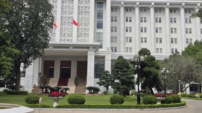ឧបការីនាយករដ្ឋមន្រ្តី Pham Minh Chinh ត្រូវបានតែងតាំងជាអនុប្រធានការិយាល័យរដ្ឋាភិបាល