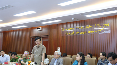 ក្រសួងសន្តិសុខសាធារណៈធ្វើការជាមួយគណៈកម្មាធិការមជ្ឈិមនៃរណសិរ្សមាតុភូមិវៀតណាមលើការប្រែក្លាយឌីជីថល