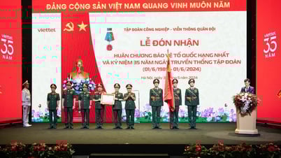 Viettel celebrates 35 years of tradition and receives First Class Fatherland Protection Medal