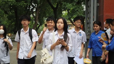 Phụ huynh "lo sốt vó" vì những thay đổi trong kỳ thi tuyển sinh vào lớp 10