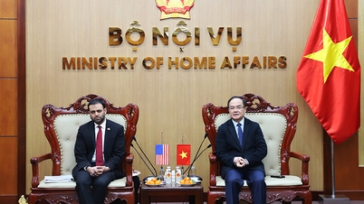 Stellvertretender Innenminister Vu Chien Thang empfängt US-Botschafter für internationale Religionsfreiheit