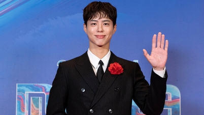 Park Bo Gum, RIIZE និង​តារា​កូរ៉េ​ជា​ច្រើន​រូប​បាន​ដើរ​លើ​កម្រាល​ព្រំ​ក្រហម​ក្នុង​កម្មវិធី MAMA 2024 នៅ​អាមេរិក។