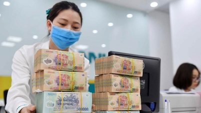 Thủ tướng chỉ đạo tiếp tục hạ lãi suất, nới điều kiện cho vay