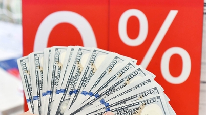 Giá USD ngân hàng lao dốc, giảm hơn 100 đồng
