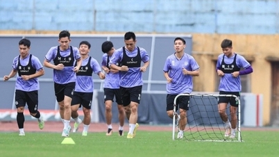 ហាយឡាយការប្រកួតរវាង The Cong-Viettel Club និង Hanoi FC នៅកីឡដ្ឋាន Hang Day