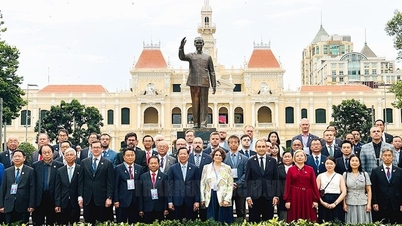 ទីក្រុងហូជីមិញរៀបចំកិច្ចសន្ទនាមិត្តភាព និងវេទិកាសេដ្ឋកិច្ចទីក្រុងហូជីមិញ