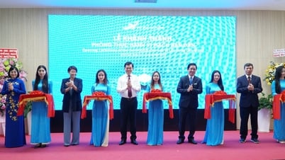 សម្ពោធ​មន្ទីរពិសោធន៍​មីក្រូ​សៀគ្វី​អេឡិចត្រូនិក​តម្លៃ ៦,៧ ពាន់​លាន​ដុង