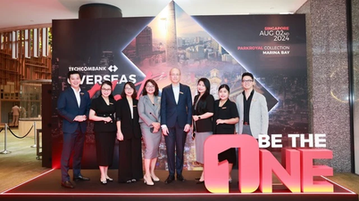 Im Jahr 2024 geht Techcombank weiterhin nach Singapur und Großbritannien, um nach vietnamesischen Talenten zu suchen.