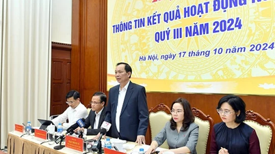 ស្ថាប័នឥណទានមានលក្ខខណ្ឌអំណោយផលក្នុងការផ្តល់ប្រាក់កម្ចី។