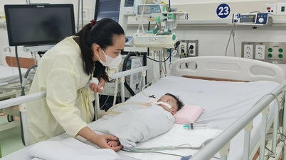 Trẻ mắc tay chân miệng từ tỉnh đổ dồn, TP HCM lo thiếu thuốc
