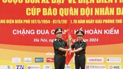 Ouverture de la course cycliste « Retour à Dien Bien Phu-2024, Coupe du journal de l'Armée populaire »