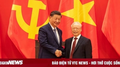 เลขาธิการเวียดนามและจีนแลกเปลี่ยนคำอวยพรปีใหม่