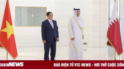 Lễ đón trọng thể Thủ tướng Phạm Minh Chính thăm chính thức Qatar