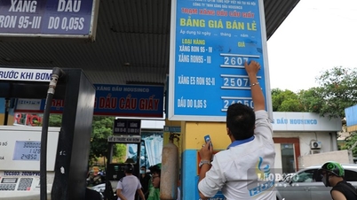 Giá xăng dầu được dự báo tăng nóng vào cuối năm