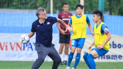 Tầm nhìn Olympic của ông Troussier