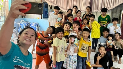 Xóm Việt kiều bên "cầu Sài Gòn"