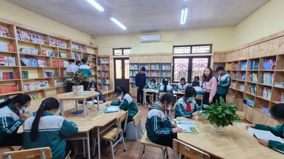 នៅ​សាលា ការ​ធ្វើ​ថ្នាក់​ឡើង​វិញ​គឺ​ជា​រឿង​ធម្មតា។