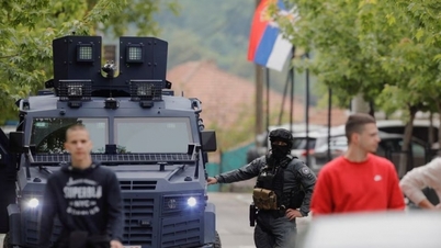 Người đứng đầu NATO kêu gọi Kosovo giảm căng thẳng với Serbia
