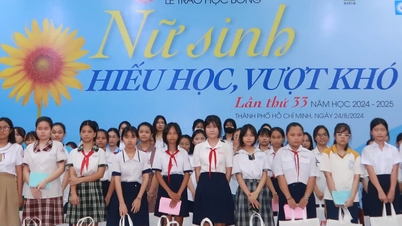 ជិត 720 លានដុងជាអាហារូបករណ៍សម្រាប់និស្សិតស្រីដែលឆ្លងកាត់ការលំបាក
