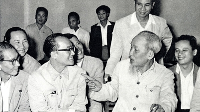 Hồ Chí Minh với trọng dụng nhân tài