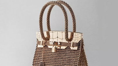 Hermès bag model costs nearly 50 billion VND, only 3 left in the world