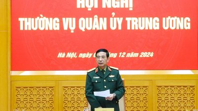 គណៈកម្មាធិការអចិន្ត្រៃយ៍នៃគណៈកម្មាធិការយោធាមជ្ឈិម ពិចារណាលើការងារកែតម្រូវអង្គភាព និងបុគ្គលិក។
