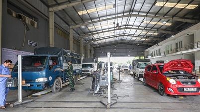 Automatic warning of fines on vehicle inspection scheduling application
