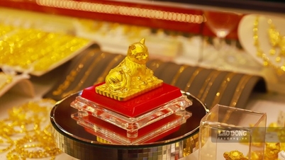 តម្លៃ​មាស​ធ្លាក់​ចុះ​ភ្លាម​ៗ​គួរ​ឱ្យ​បារម្ភ​?