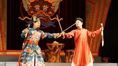 ឆាក​មាន​គោល​បំណង​សម្រាប់​ការ​សម្ដែង​ដែល​មាន​គុណភាព​ខ្ពស់។